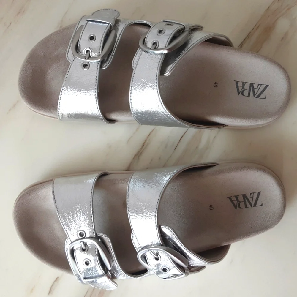 ZARA Silver Metallic Double Buckle Cushion Comfort Slides Sandals Sz 40 (9) - Picture 3 of 9